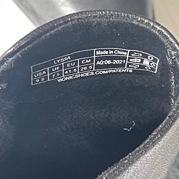 Vionic Leather Ankle Boots Lyssa Black Sz 9.5 Chelsea Style Western Core Y2K - Picture 7 of 10